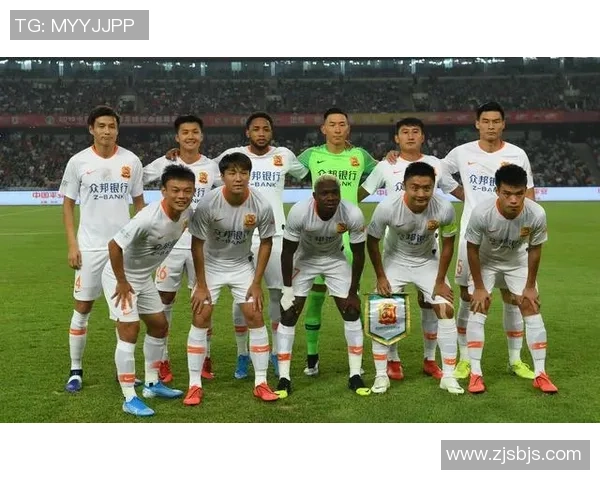 武汉足球队与深圳足球队实力对比赛后分析与总结