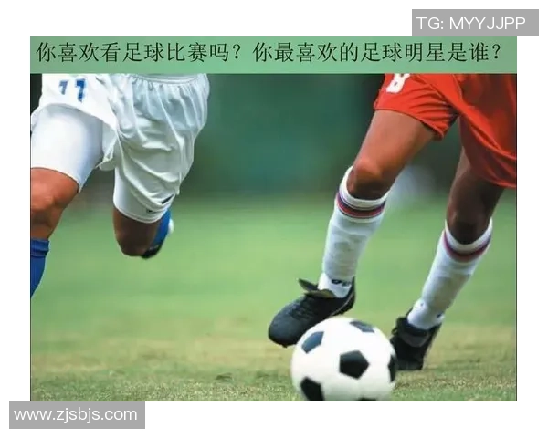 足球明星世纪合影照片中的女性魅力与风采展现